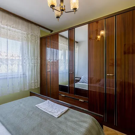 아파트 Budget 스플리트